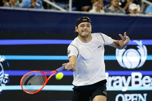 DELRAY BEACH, FL - FEBRUARY 13: Taylor Fritz (USA) in action for his R16 game against Yunchaokete Bu (CHN) at the Delray Beach Open on Thursday February 13, 2025, at the Delray Beach Stadium & Tennis Center in Delray Beach, Florida.(Photo by Chris Arjoon Icon Sportswire) TENNIS: FEB 13 Delray Beach Open EDITORIAL USE ONLY Icon250213001155