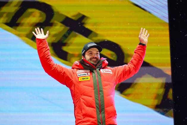 ALPINE SKIING - FIS Ski WC Saalbach 2025 SAALBACH,AUSTRIA,14.FEB.25 - ALPINE SKIING - FIS Alpine World Ski Championships Saalbach 2025, giant slalom, men, medal plaza, award ceremony. Image shows the rejoicing of Loic Meillard (SUI).  GEPAxpictures xThomasxBachun