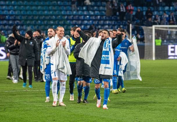 Soccer, Men, Season 2024 2025, 2 Bundesliga 22 Matchday , 1 FC Magdeburg 1 FC Köln, f l Goalkeeper Dominik Reimann 1 FC Magdeburg , Livan Burcu 1 FC Magdeburg , Cheering after the final whistle, 14 02 2025, Copyright: xSebastianxRäppold MatthiasxKochx