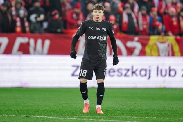 Polish PKO BP Ekstraklasa League, Widzew Lodz Vs Cracovia in Lodz, Poland - 09 February 2025 Filip Rozga of Cracovia seen during the Polish PKO BP Ekstraklasa League match between Widzew Lodz and Cracovia at Widzew Lodz Municipal Stadium. Copyright: xMikolajxBarbanellx