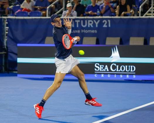 DELRAY BEACH, FL - FEBRUARY 14: Matteo Arnaldi (ITA) in action during the Mens Quarter Finals round of the Delray Beach Open on February 14, 2025, at Delray Beach Stadium & Tennis Center in Delray Beach, Florida.(Photo by Chris Arjoon Icon Sportswire). TENNIS: FEB 14 Delray Beach Open EDITORIAL USE ONLY Icon25021400148