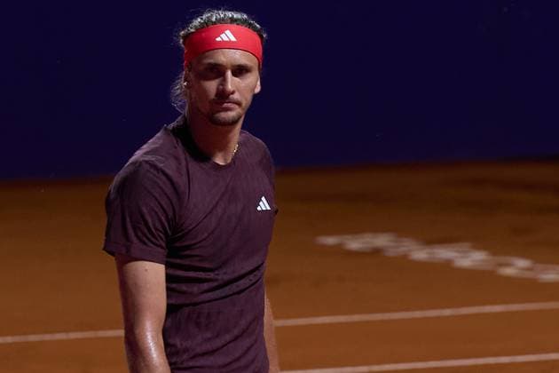 Alexander Zverev of Germany looks towards his box during the quarter finals match against Francisco Cerundolo at IEB+ Argentina Open 2025 at Buenos Aires Lawn Tennis Club February 14, 2025 in Buenos Aires, Argentina. (Photo by Camilla Stolen, Imago) Buenos Aires Argentina Copyright: xCamillaxStolenx L1120683