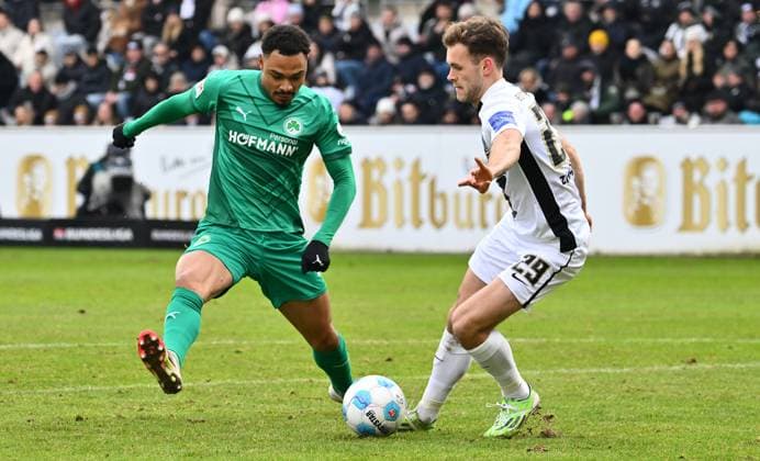 14 02 2025 Soccer Season 2024 2025 2 Soccer Bundesliga 22 Matchday SV Elversberg SpVgg Greuther Fürth Kleeblatt Sportfoto Zink xwoxzix DFL regulations prohibit any use of photographs as image sequences and or quasi video only for editorial use Sacha Banse Bansé 6, SpVgg Greuther Fürth Tom Zimmerschied 29, SV Elversberg