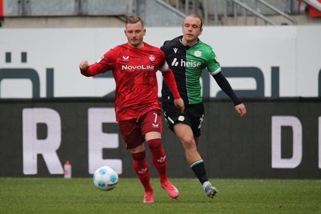 15 02 2025, xmohx, Fußball 2 Bundesliga, 1 FC Kaiserslautern Hannover 96 v l Marlon Ritter 1 FC Kaiserslautern Lars Gindorf Hannover 96 Zweikampf, Aktion, action, battle for the ball DFL DFB REGULATIONS PROHIBIT ANY USE OF PHOTOGRAPHS as IMAGE SEQUENCES and or QUASI VIDEO Kaiserslautern