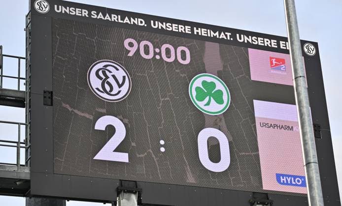 14 02 2025 Soccer season 2024 2025 2 Soccer Bundesliga 22 Matchday SV Elversberg SpVgg Greuther Fürth Kleeblatt Sportfoto Zink xwoxzix DFL regulations prohibit any use of photographs as image sequences and or quasi video only for editorial use Final result on scoreboard
