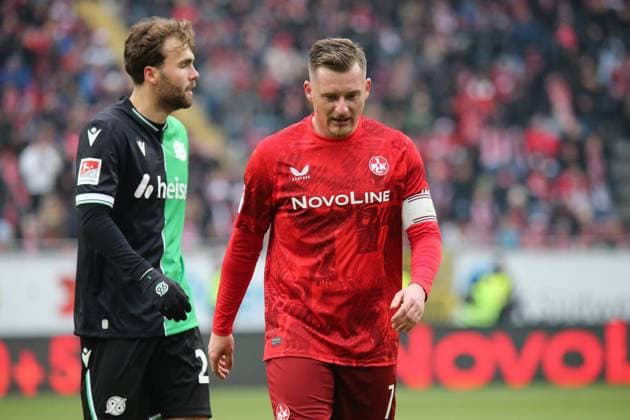 15 02 2025, xmohx, Soccer 2 Bundesliga, 1 FC Kaiserslautern Hannover 96 v l Marlon Ritter 1 FC Kaiserslautern Disappointed, sad, frustrated DFL DFB REGULATIONS PROHIBIT ANY USE OF PHOTOGRAPHS as IMAGE SEQUENCES and or QUASI VIDEO Kaiserslautern