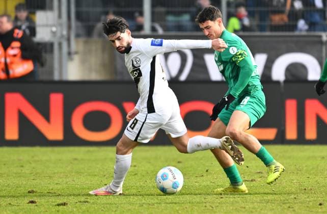 14 02 2025 Soccer season 2024 2025 2 Soccer Bundesliga 22 Matchday SV Elversberg SpVgg Greuther Fürth Kleeblatt Sportfoto Zink xwoxzix DFL regulations prohibit any use of photographs as image sequences and or quasi video only for editorial use Semih Sahin 8, SV Elversberg Marco Meyerhöfer Meyerhoefer 18, SpVgg Greuther Fürth