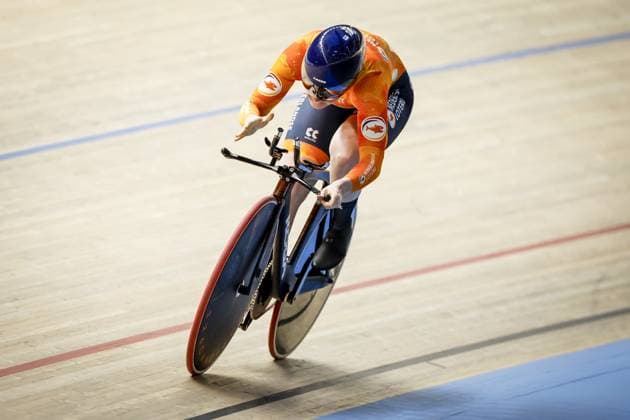 HEUSDEN-ZOLDER - Track cyclist Hetty van de Wouw in action on the 1 kilometer time trial during the fourth day of the European Track cycling, Rad, Radsport, Bahnrad, Bahn championships in Belgium. ANP BAS CZERWINSKI xVIxANPxSportx xxANPxIVx 520031350 originalFilename: 520031350.jpg