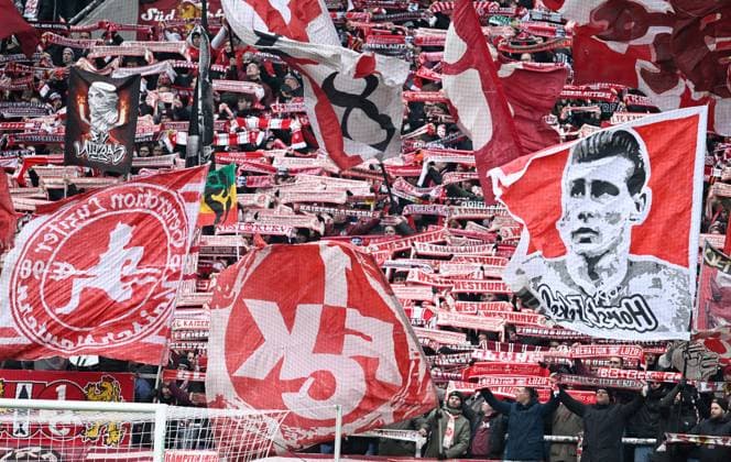 Football 2 Bundesliga Season 2024 25 1 FC Kaiserslautern 15 02 2025 Fritz Walter Stadion 1 FC Kaiserslautern fck Hannover 96 h 0 0 Westkurve 1 FC Kaiserslautern