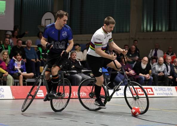 15 02 2025 Cycling Bundesliga season 2025 RMC Stein 1 gg RVW Naurod DaMa xdaxmax Bernd Mlady RMC Stein 1, right