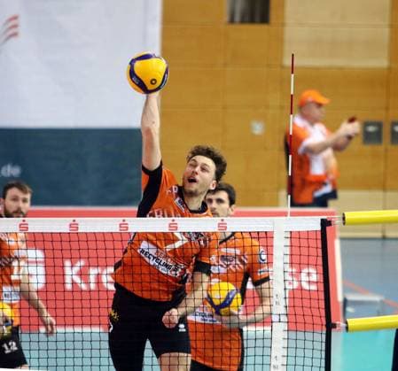 Simon PLASKIE Berlin , He Volleyball Bundesliga 2024 25, TSV Haching Muenchen vs Berlin Recyclin Volleys, Geothermie Arena, Unterhaching, 15 02 25 Copyright: WolfgangxFehrmann