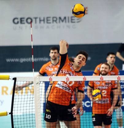 Daniel MALESCHA Berlin , He Volleyball Bundesliga 2024 25, TSV Haching Muenchen vs Berlin Recyclin Volleys, Geothermie Arena, Unterhaching, 15 02 25 Copyright: WolfgangxFehrmann