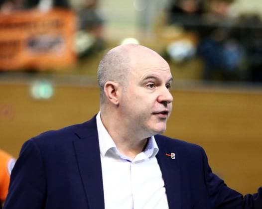 headcoach Gregory BANKS Berlin , He Volleyball Bundesliga 2024 25, TSV Haching Muenchen vs Berlin Recyclin Volleys, Geothermie Arena, Unterhaching, 15 02 25 Copyright: WolfgangxFehrmann