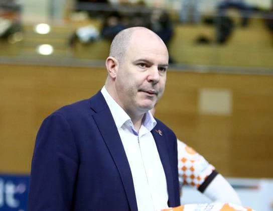 headcoach Gregory BANKS Berlin , He Volleyball Bundesliga 2024 25, TSV Haching Muenchen vs Berlin Recyclin Volleys, Geothermie Arena, Unterhaching, 15 02 25 Copyright: WolfgangxFehrmann