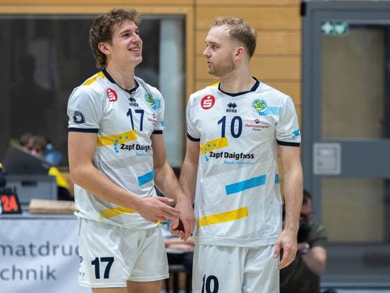 Lauritz Jastrow SV Schwaig, 17 , Melvin Jasper Roll SV Schwaig, 10 , SV Schwaig Volleyball Blue Volleys Gotha, Volleyball, 2 Bundesliga Sued, , 15 02 2025 SV Schwaig Volleyball Blue Volleys Gotha, Volleyball, 2 Bundesliga Sued, , 15 02 2025 Schwaig Copyright: xEibner-Pressefoto G.xSantemizx EP_GSZ