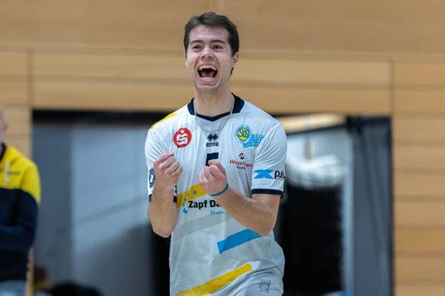 Yannick Bibelriether SV Schwaig, 05 , cheers, jubilation, positive emotions, positive emotion, single picture, single photo, portrait, portraet, SV Schwaig Volleyball Blue Volleys Gotha, Volleyball, 2 Bundesliga Sued, , 15 02 2025 SV Schwaig Volleyball Blue Volleys Gotha, Volleyball, 2 Bundesliga Sued, , 15 02 2025 Schwaig Copyright: xEibner-Pressefoto G.xSantemizx EP_GSZ
