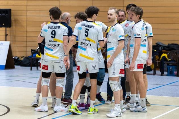 Team, Mannschaft, Enttaeuscht, Enttaeuschtung, negative emotions, negative emotion, SV Schwaig Volleyball Blue Volleys Gotha, Volleyball, 2 Bundesliga Sued, , 15 02 2025 SV Schwaig Volleyball Blue Volleys Gotha, Volleyball, 2 Bundesliga Sued, , 15 02 2025 Schwaig Copyright: xEibner-Pressefoto G.xSantemizx EP_GSZ