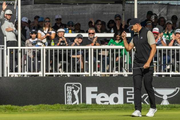 LA JOLLA, CA - FEBRUARY 15: Ludvig Aberg reacts after making his putt on the 15th green during the third round of the Genesis Invitational tournament, Saturday, February 15, 2025, at Torrey Pines Golf Course in La Jolla, California. (Photo by Tony Ding Icon Sportswire) GOLF: FEB 15 PGA, Golf Herren The Genesis Invitational EDITORIAL USE ONLY Icon46520250215062