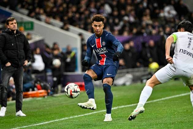 FOOTBALL : Toulouse vs PSG - 22eme Journee de Ligue 1 McDonald S - Toulouse - 15 02 2025 Desire Doue (psg) Toulouse  Copyright: xThierryxBretonx