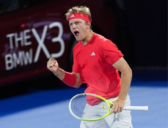DELRAY BEACH, FL - FEBRUARY 15: Alejandro Davidovich Fokina (ESP) during his semifinal match of the Delray Beach Open on February 15, 2025, at the Delray Beach Tennis Center in Delray Beach, FL. (Photo by Andrew Patron Icon Sportswire) TENNIS: FEB 15 Delray Beach Open EDITORIAL USE ONLY Icon2502150438