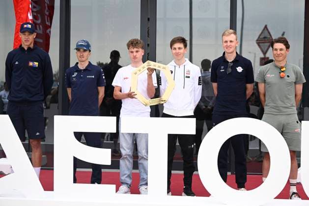 UAE Tour 2025 - media activities ABU DHABI, UNITED ARABIC EMIRATES - FEBRUARY 16 : Philipsen Jasper (BEL) of Alpecin-Deceuninck, Pogacar Tadej (SLO) of UAE Team Emirates, Van Eetvelt Lennert (BEL) of Lotto, Bilbao Lopez de Armentia Pello (ESP) of Bahrain Victorious, Milan Jonathan (ITA) of Lidl-Trek and Merlier Tim (BEL) of Soudal Quick-Step talking to the press during a press conference, PK, Pressekonferenz ahead of the UAE Tour 2025 cycling race on February 16, 2025 in Abu Dhabi, United Arabic Emirates, 16 02 2025 Abu Dhabi United Arabic Emirates  Copyright: xPeterxDexVoechtx