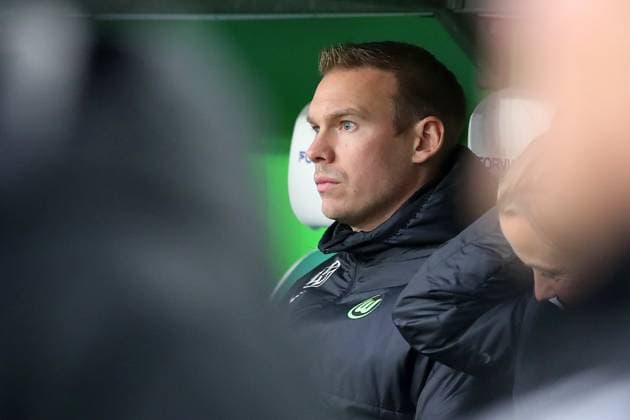 Football, Women, Coach Tommy Stroot quits VfL Wolfsburg