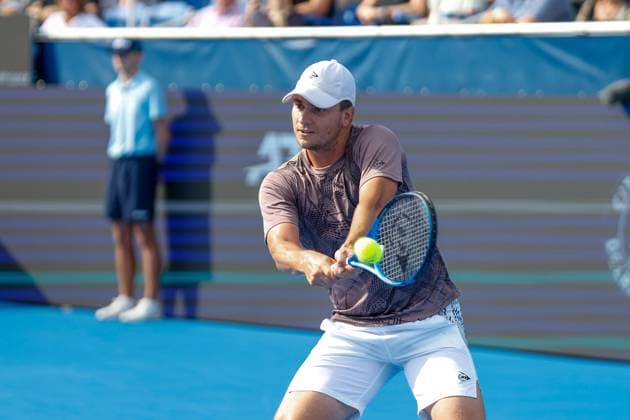 DELRAY BEACH, FL - FEBRUARY 16: Miomir Kecmanovic (SRB) in action during the Mens Singles Final of the Delray Beach Open on February 16, 2025, at Delray Beach Stadium & Tennis Center in Delray Beach, Florida.(Photo by Chris Arjoon Icon Sportswire). TENNIS: FEB 16 Delray Beach Open EDITORIAL USE ONLY Icon25021600121