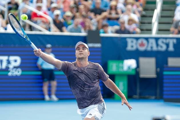 DELRAY BEACH, FL - FEBRUARY 16: Miomir Kecmanovic (SRB) in action during the Mens Singles Final of the Delray Beach Open on February 16, 2025, at Delray Beach Stadium & Tennis Center in Delray Beach, Florida.(Photo by Chris Arjoon Icon Sportswire). TENNIS: FEB 16 Delray Beach Open EDITORIAL USE ONLY Icon25021600124