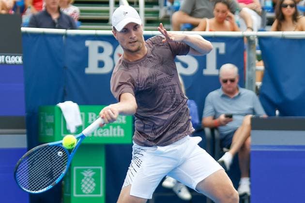 DELRAY BEACH, FL - FEBRUARY 16: Miomir Kecmanovic (SRB) in action during the Mens Singles Final of the Delray Beach Open on February 16, 2025, at Delray Beach Stadium & Tennis Center in Delray Beach, Florida.(Photo by Chris Arjoon Icon Sportswire). TENNIS: FEB 16 Delray Beach Open EDITORIAL USE ONLY Icon25021600139