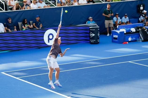 DELRAY BEACH, FL - FEBRUARY 16: Miomir Kecmanovic (SRB) in action during the Mens Singles Final of the Delray Beach Open on February 16, 2025, at Delray Beach Stadium & Tennis Center in Delray Beach, Florida.(Photo by Chris Arjoon Icon Sportswire). TENNIS: FEB 16 Delray Beach Open EDITORIAL USE ONLY Icon25021600148