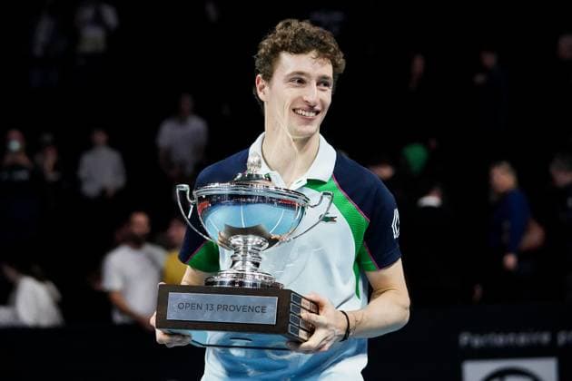 February 16, 2025, Marseille, France, FRANCE: UGO HUMBERT shone by winning his second consecutive title in Marseille, defeating HAMAD MEDJEDOVIC, the serbian, in the final (7-6, 6-4). Without dropping a set throughout the tournament, France s number 1 continues to impress and dominate on his favorite surface during the OPEN 13 provence 2025, ATP, Tennis Herren 250, french tournament, ATP Tour, Hard surface, .Indoor, on Febuary 16, 2025 at Marseille, Palais des sports, France - Photo OLLI Media Marseille FRANCE - ZUMAl184 20250216_zsp_l184_039 Copyright: xEmiliexLohmannx