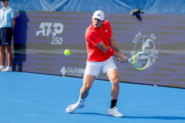 DELRAY BEACH, FL - FEBRUARY 16: Alejandro Davidovich Fokina (ESP) in action during the Mens Singles Final of the Delray Beach Open on February 16, 2025, at Delray Beach Stadium & Tennis Center in Delray Beach, Florida.(Photo by Chris Arjoon Icon Sportswire). TENNIS: FEB 16 Delray Beach Open EDITORIAL USE ONLY Icon250216001059
