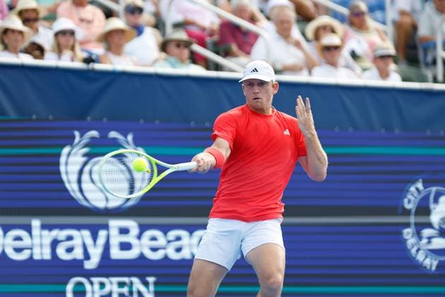DELRAY BEACH, FL - FEBRUARY 16: Alejandro Davidovich Fokina (ESP) in action during the Mens Singles Final of the Delray Beach Open on February 16, 2025, at Delray Beach Stadium & Tennis Center in Delray Beach, Florida.(Photo by Chris Arjoon Icon Sportswire). TENNIS: FEB 16 Delray Beach Open EDITORIAL USE ONLY Icon250216001077