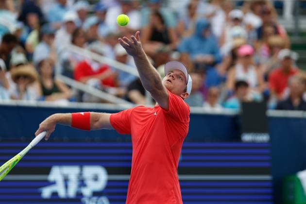 DELRAY BEACH, FL - FEBRUARY 16: Alejandro Davidovich Fokina (ESP) in action during the Mens Singles Final of the Delray Beach Open on February 16, 2025, at Delray Beach Stadium & Tennis Center in Delray Beach, Florida.(Photo by Chris Arjoon Icon Sportswire). TENNIS: FEB 16 Delray Beach Open EDITORIAL USE ONLY Icon250216001084