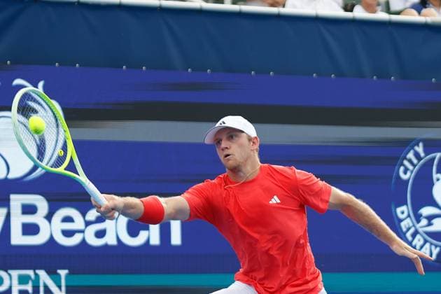 DELRAY BEACH, FL - FEBRUARY 16: Alejandro Davidovich Fokina (ESP) in action during the Mens Singles Final of the Delray Beach Open on February 16, 2025, at Delray Beach Stadium & Tennis Center in Delray Beach, Florida.(Photo by Chris Arjoon Icon Sportswire). TENNIS: FEB 16 Delray Beach Open EDITORIAL USE ONLY Icon250216001090