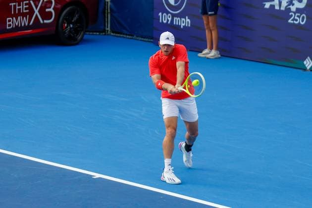 DELRAY BEACH, FL - FEBRUARY 16: Alejandro Davidovich Fokina (ESP) in action during the Mens Singles Final of the Delray Beach Open on February 16, 2025, at Delray Beach Stadium & Tennis Center in Delray Beach, Florida.(Photo by Chris Arjoon Icon Sportswire). TENNIS: FEB 16 Delray Beach Open EDITORIAL USE ONLY Icon250216001093