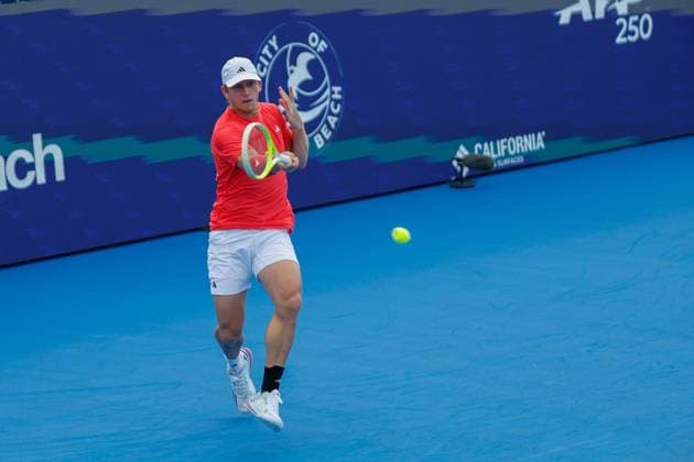 DELRAY BEACH, FL - FEBRUARY 16: Alejandro Davidovich Fokina (ESP) in action during the Mens Singles Final of the Delray Beach Open on February 16, 2025, at Delray Beach Stadium & Tennis Center in Delray Beach, Florida.(Photo by Chris Arjoon Icon Sportswire). TENNIS: FEB 16 Delray Beach Open EDITORIAL USE ONLY Icon250216001102