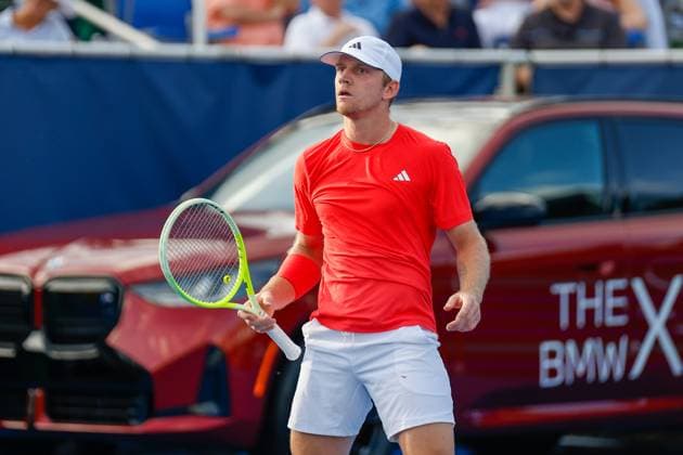 DELRAY BEACH, FL - FEBRUARY 16: Alejandro Davidovich Fokina (ESP) looks on during the Mens Singles Final of the Delray Beach Open on February 16, 2025, at Delray Beach Stadium & Tennis Center in Delray Beach, Florida.(Photo by Chris Arjoon Icon Sportswire). TENNIS: FEB 16 Delray Beach Open EDITORIAL USE ONLY Icon250216001115