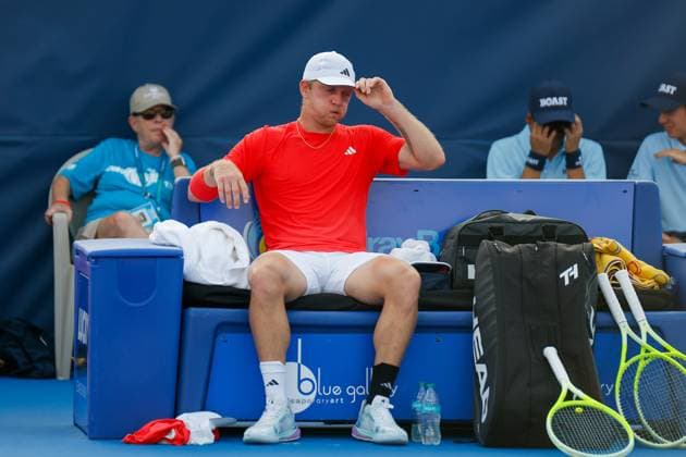 DELRAY BEACH, FL - FEBRUARY 16: Alejandro Davidovich Fokina (ESP) reacts during the Mens Singles Final of the Delray Beach Open on February 16, 2025, at Delray Beach Stadium & Tennis Center in Delray Beach, Florida.(Photo by Chris Arjoon Icon Sportswire). TENNIS: FEB 16 Delray Beach Open EDITORIAL USE ONLY Icon250216001122