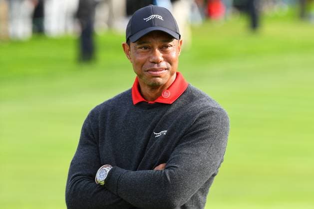 LA JOLLA, CA - FEBRUARY 16: Tiger Woods looks on during the trophy ceremony following the final round of The Genesis Invitational 2025 at Torrey Pines Golf Course on February 16, 2025 in La Jolla, California. (Photo by Brian Rothmuller Icon Sportswire) GOLF: FEB 16 PGA, Golf Herren The Genesis Invitational EDITORIAL USE ONLY Icon250216036