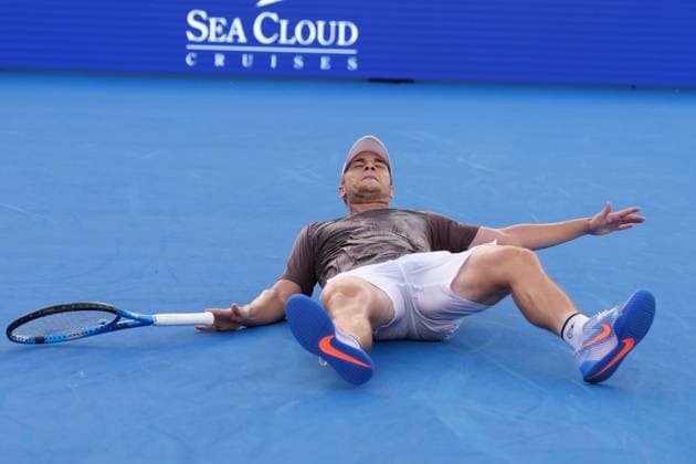 DELRAY BEACH, FL - FEBRUARY 16: Miomir Kecmanovic (SRB) celebrates winning the Delray Beach Open on February 16, 2025, at the Delray Beach Tennis Center in Delray Beach Florida. (Photo by Andrew Patron Icon Sportswire) TENNIS: FEB 16 Delray Beach Open EDITORIAL USE ONLY Icon2502160464
