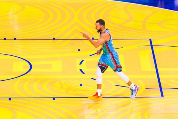 Sport Themen der Woche KW07 Sport Bilder des Tages (250217) -- SAN FRANCISCO, Feb. 17, 2025 -- Shaq s OGs Stephen Curry of Golden State Warriors celebrates during the 2025 NBA, Basketball Herren, USA All Star Game between Shaq s OGs and Chuck s Global Stars in San Francisco, the United States, Feb. 16, 2025. (Photo by Dong Xudong Xinhua) (SP)U.S.-SAN FRANCISCO-NBA-ALL STAR WuxXiaoling 