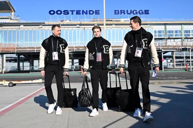 Atalanta v Club Brugge - UEFA Champions League Media Activities 17 02 2025 OOSTENDE, BELGIUM - FEBRUARY 17 : Mignolet Simon goalkeeper of Club Brugge, Jackers Nordin goalkeeper of Club Brugge and Vanaken Hans midfielder of Club Brugge pictured at the Oostende airport before departure for the UEFA Champions League 2024 25 knockout phase play-off match second leg between Atalanta and Club Brugge on February 17, 2025 in Oostende, Belgium, 17 02 2025 Oostende Belgium  Copyright: xJanxDexMeuleneirx