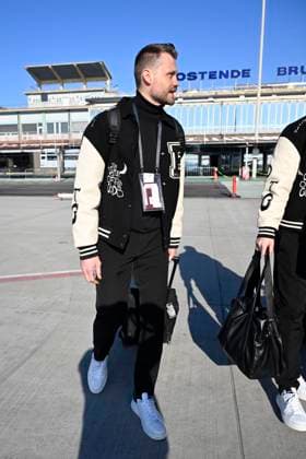 Atalanta v Club Brugge - UEFA Champions League Media Activities 17 02 2025 OOSTENDE, BELGIUM - FEBRUARY 17 : Mignolet Simon goalkeeper of Club Brugge pictured at the Oostende airport before departure for the UEFA Champions League 2024 25 knockout phase play-off match second leg between Atalanta and Club Brugge on February 17, 2025 in Oostende, Belgium, 17 02 2025 Oostende Belgium  Copyright: xJanxDexMeuleneirx