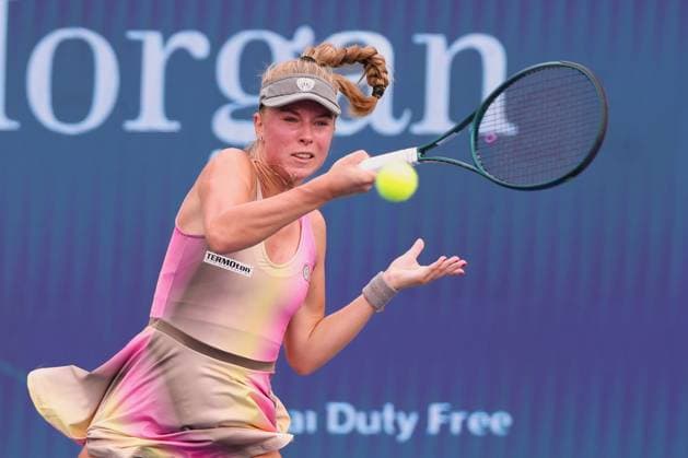 Magdalena Frech POL , Dubai Duty Free Tennis Championships, Dubai, U A E Copyright: xJuergenxHasenkopfx