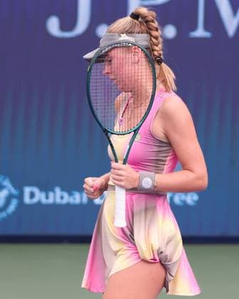 Magdalena Frech POL , Dubai Duty Free Tennis Championships, Dubai, U A E Copyright: xJuergenxHasenkopfx