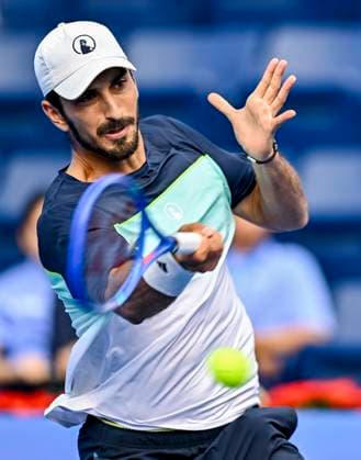 ATP, Tennis Herren QATAR EXXONMOBIL OPEN ROUND OF 32 Hady Habib of Lebanon competes in her round of 32 match against Christopher O connell of Australia during the ATP Qatar ExxonMobil Open 2025 tennis tournament at the Khalifa International Tennis Complex in Doha, Qatar, on February 17, 2025. DOHA Qatar Copyright: xNOUSHADx