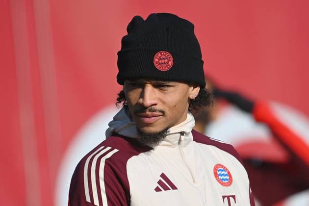 Leroy SANE Bayern Muenchen , action,single image,cropped single motif,portrait,portrait,portrait final training on 17 02 2025 before the football Champions League K O Phase Play offs FC Bayern Muenchen Celtic Glasgow