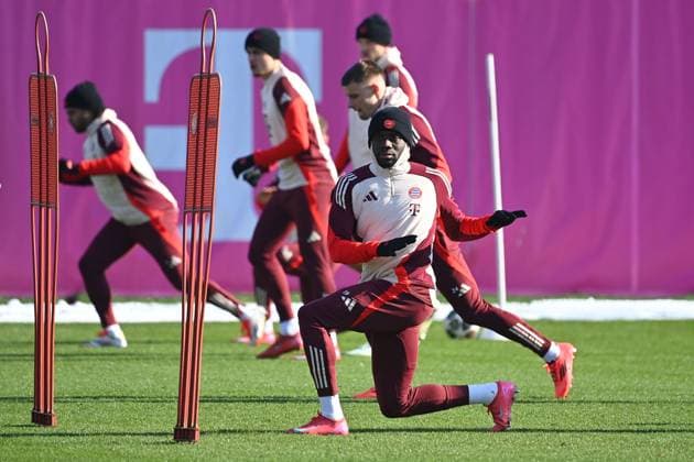 Alphonso DAVIES Bayern Muenchen , final training on 17 02 2025 before the Football Champions League K O Phase Play offs FC Bayern Muenchen Celtic Glasgow