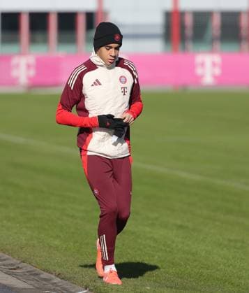 16 02 2025, CL final training, Saebenerstrasse Muenchen,, Football, Sport, in the picture Jamal Musiala FC Bayern Muenchen